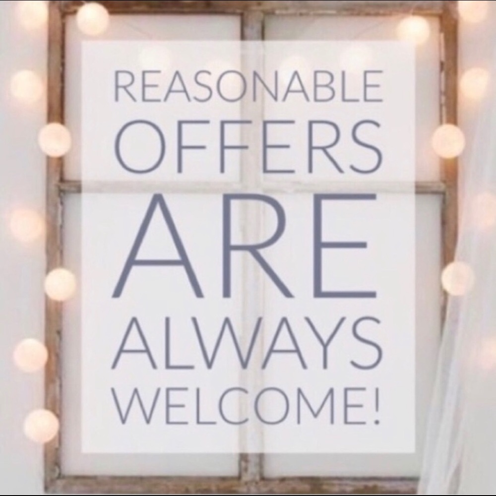 Reasonable Offers Are Welcomed!!💛